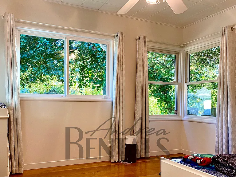 3239 Sylvan Ave — Photo 13
