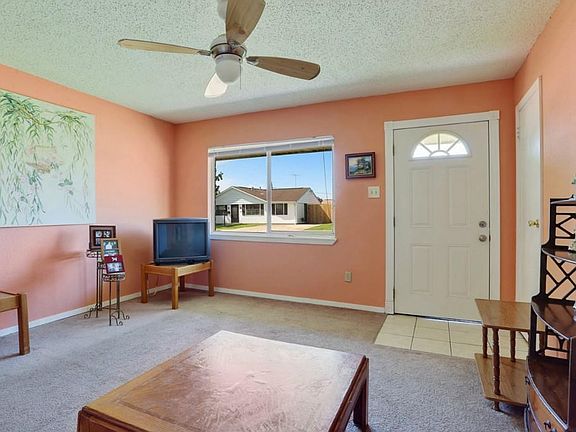2nd image of 176 Maderia Dr