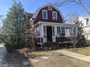 84 Monmouth Rd, Oakhurst, NJ 07755