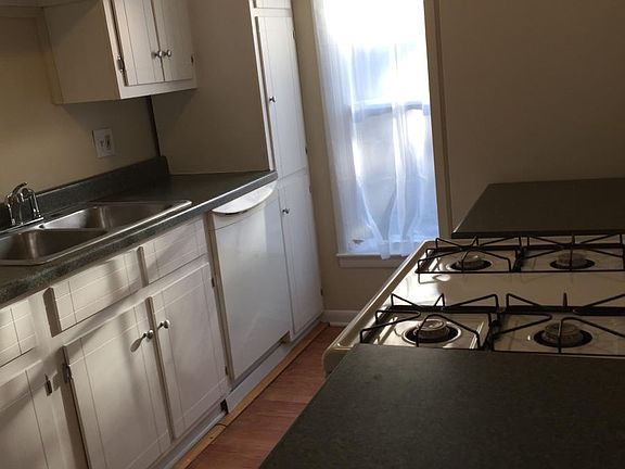 4th image of 1837 W Mitchell St