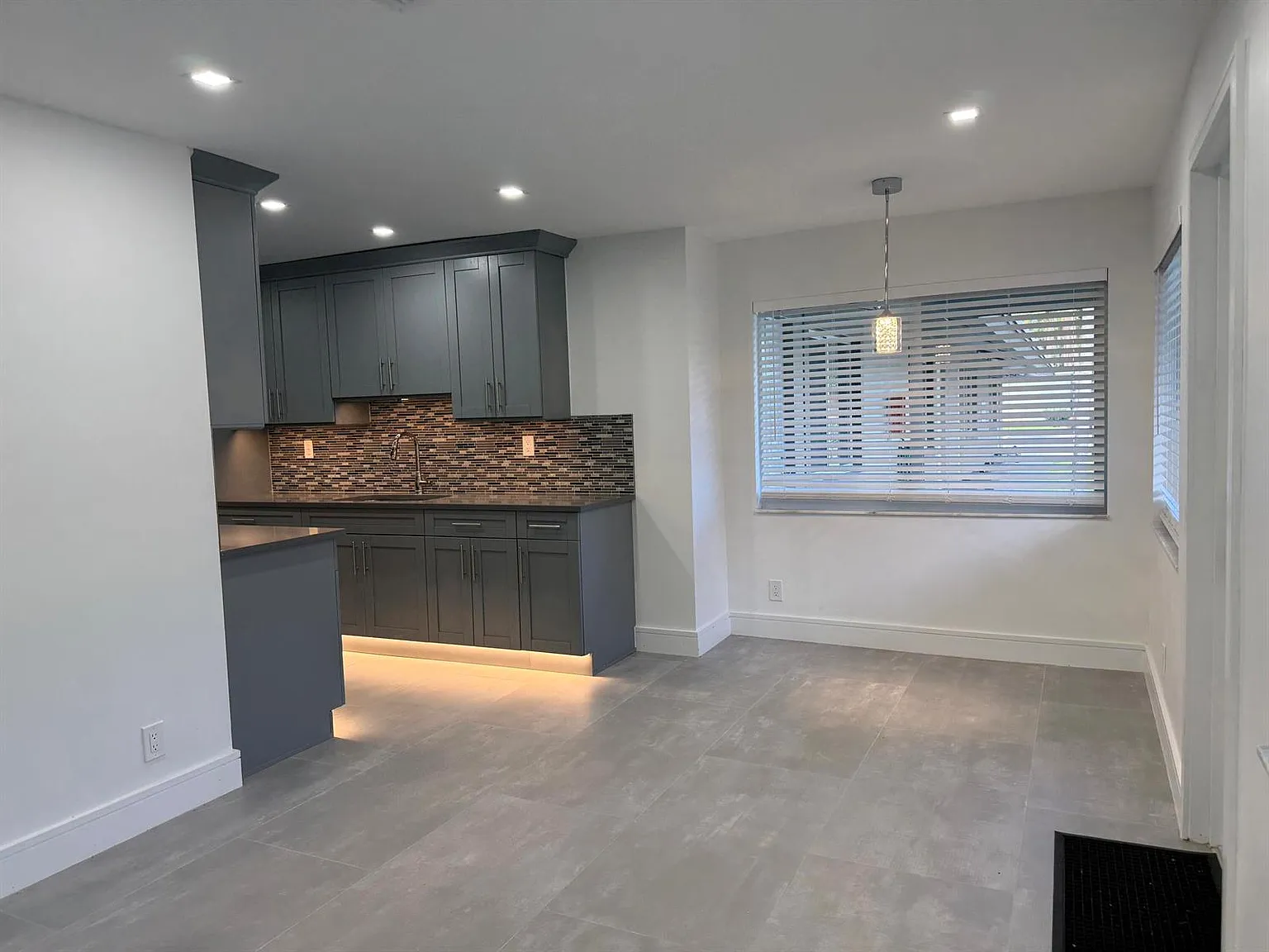 3 bed, 1500 sqft, $3,100 — Photo 3