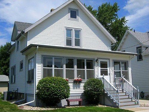 1st image of 904 Western Ave