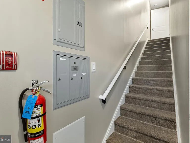 834 N 19th St #3 — Photo 31
