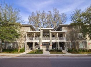 621 SW 10th St, Gainesville, FL 32601