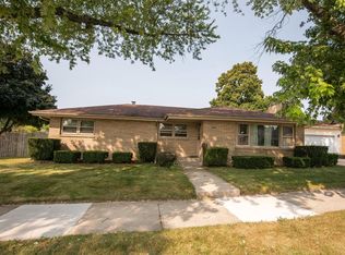 1038 Ohio St, Racine, WI 53405