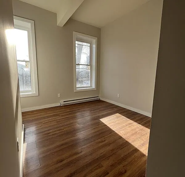 110 Lark St #1 — Photo 4