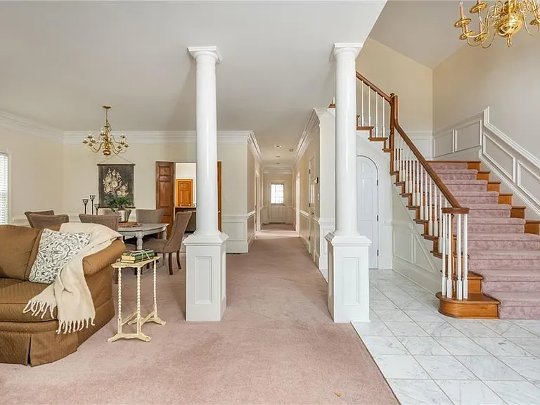 830 Cramac Dr — Photo 14