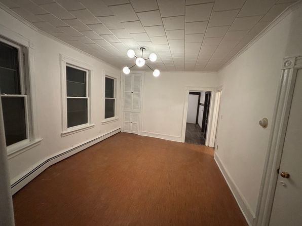 245 N 7th St FLOOR 2