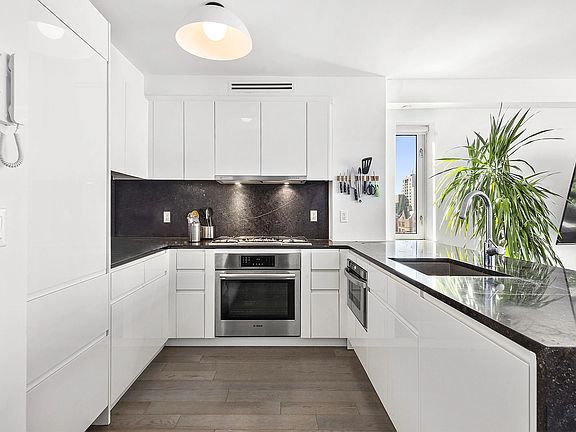 3rd image of 385 1st Ave APT 10H