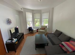 1439 W Fry St, Chicago, IL 60642