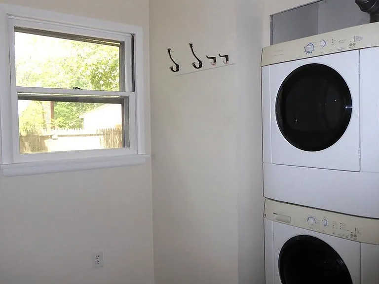 135 Daffodil Rd — Photo 10