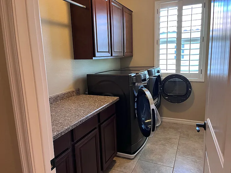 1046 S Annie Ln — Photo 28