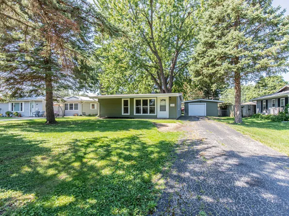 1805 19th Ave, Sterling, IL 61081