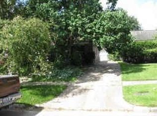 8106 La Roche Ln, Houston, TX 77036