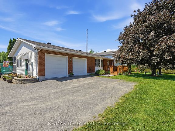 3rd image of 1051 Aberdeen Rd W