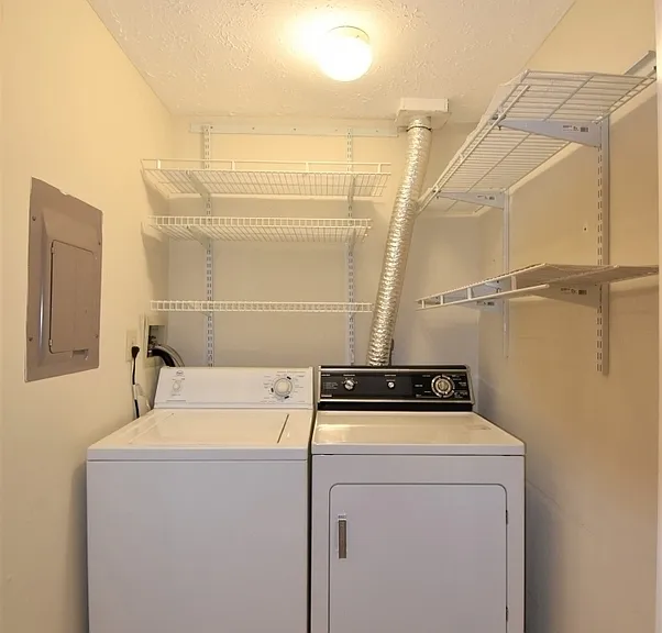 626 Jupiter Hills Ct — Photo 18