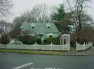 226 N Hoadley St, Naugatuck, CT 06770