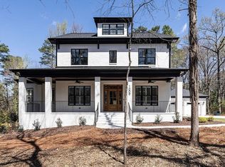 1009 Highland Woods Rd, Chapel Hill, NC 27517