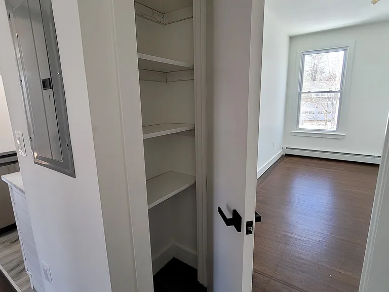 682 Whitney Ave #2 — Photo 19