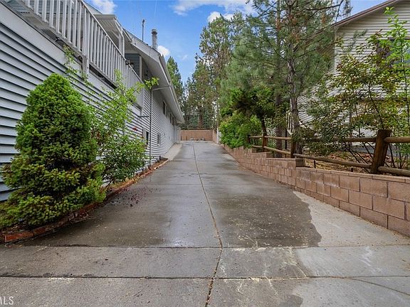 3rd image of 501 Catalina Rd