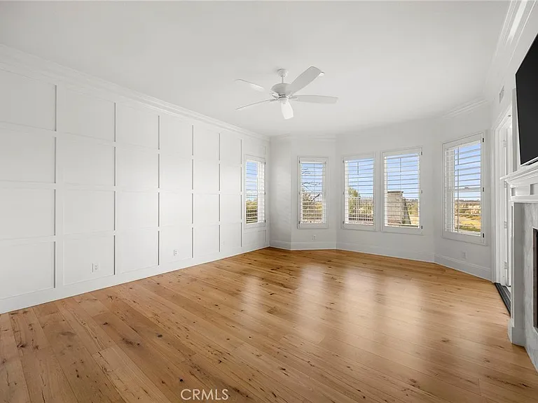 2309 Skyline Dr — Photo 17
