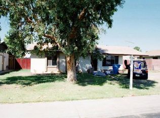 8820 N Earll Dr, Phoenix, AZ 85037