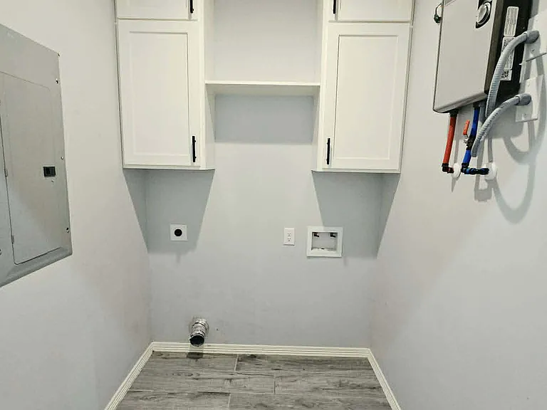 1205 W Garfield St — Photo 6