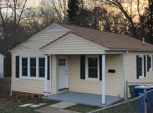 505 N Hawthorne St, Mount Holly, NC 28120