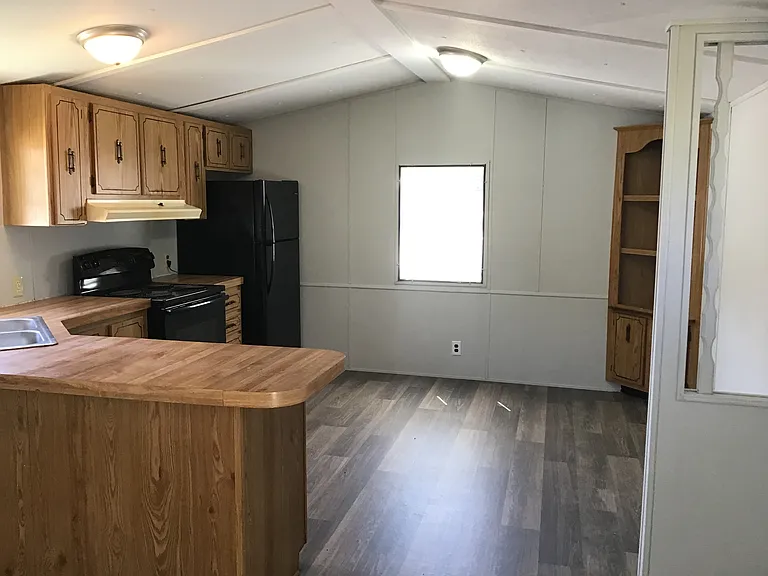 Orchard Lake — Photo 13