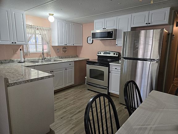 2nd image of 36314 Shady Oaks Dr