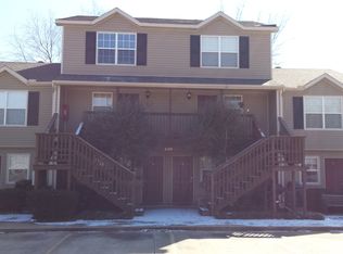 2104 N Garland Ave, Fayetteville, AR 72704