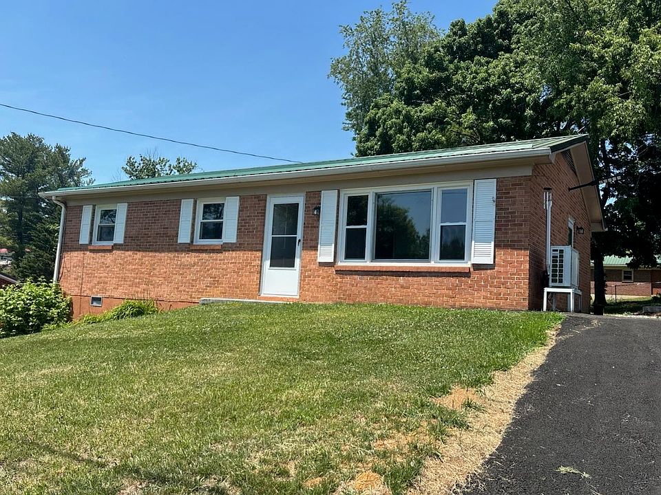 1st image of 5479 Stafford Dr