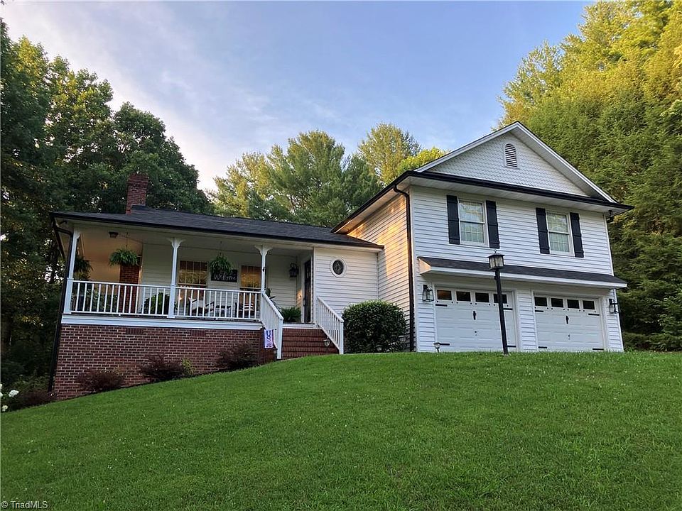 1st image of 475 Cross Creek Dr