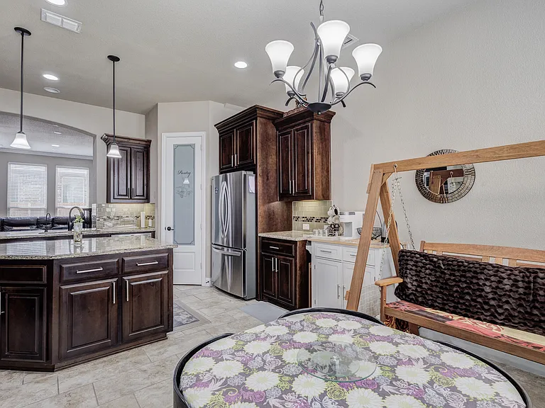 6441 Teabridge Dr — Photo 17