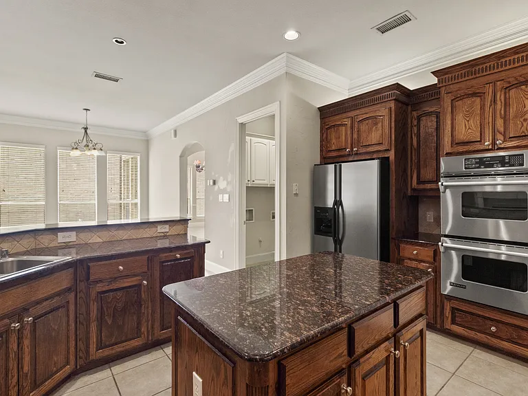 3240 Forestbrook Dr — Photo 4