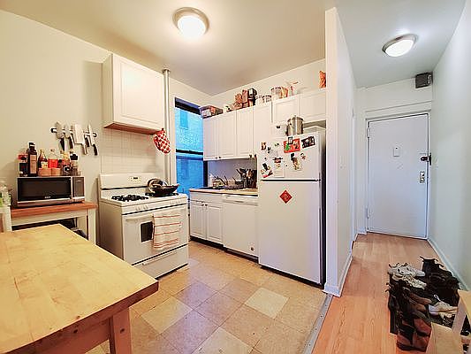5th image of 64 Church Ave APT 2B