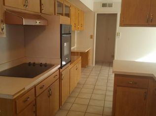 10857 W Canterbury Dr, Sun City, AZ 85351