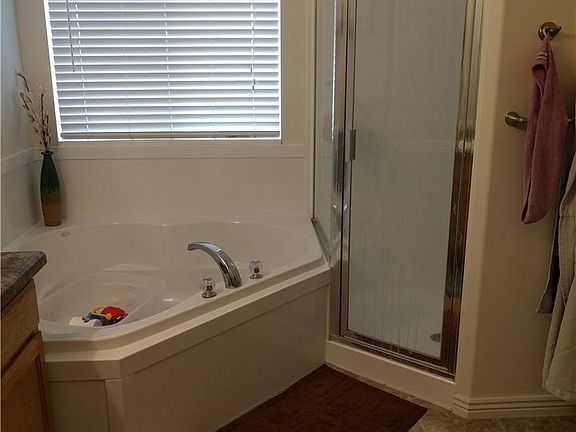 5th image of 2134 N Granary Way