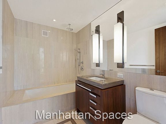 3rd image of 400 5th Ave APT 44D