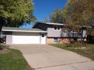 1061 Borgert Ave, Saint Cloud, MN 56303