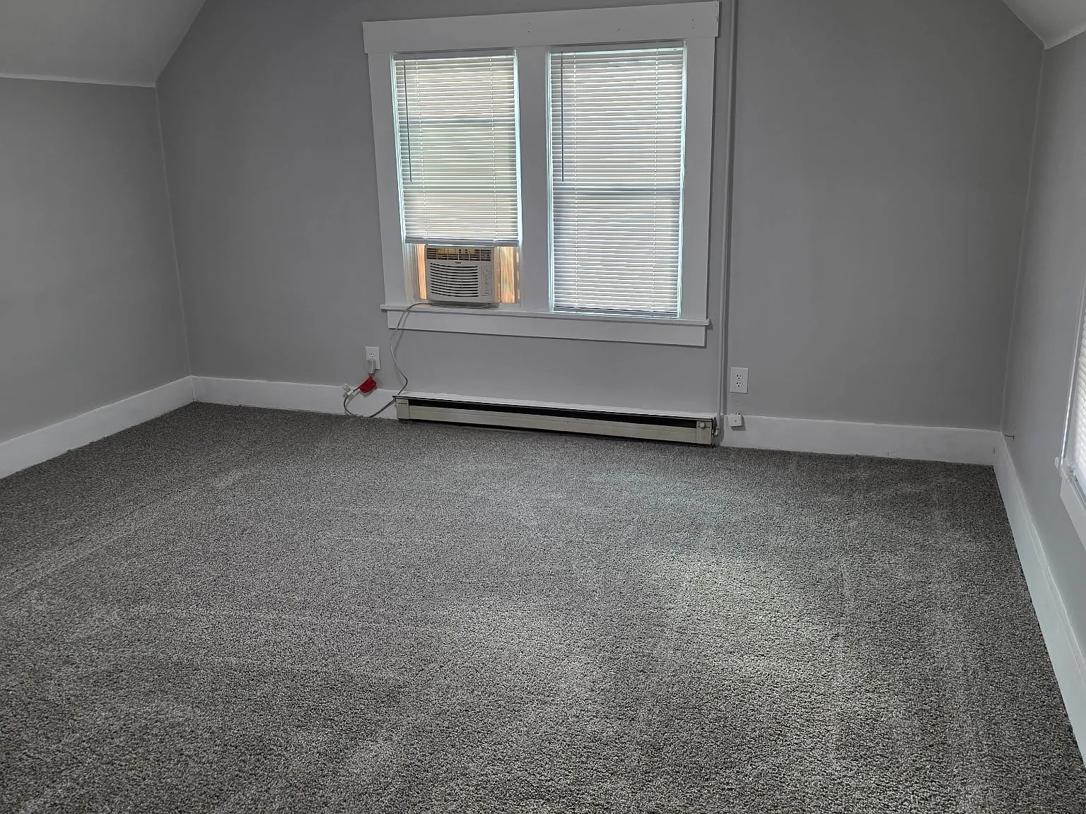 2 bed, 800 sqft, $1,100 — Photo 1