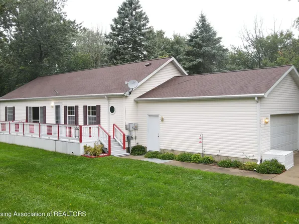 540 S McRoberts St, Mason, MI 48854