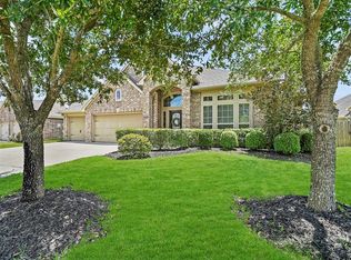 2706 Bamboo Ln, Rosenberg, TX 77471
