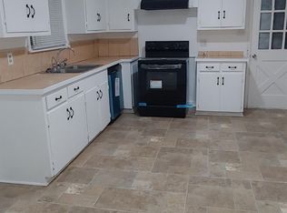 470 County Road 857, Buna, TX 77612
