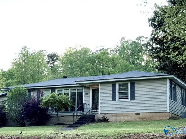 205 Pine Rd, Gadsden, AL 35901