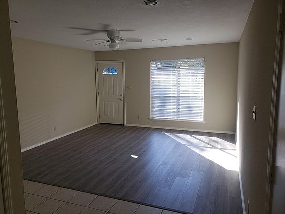 2nd image of 14411 S College St