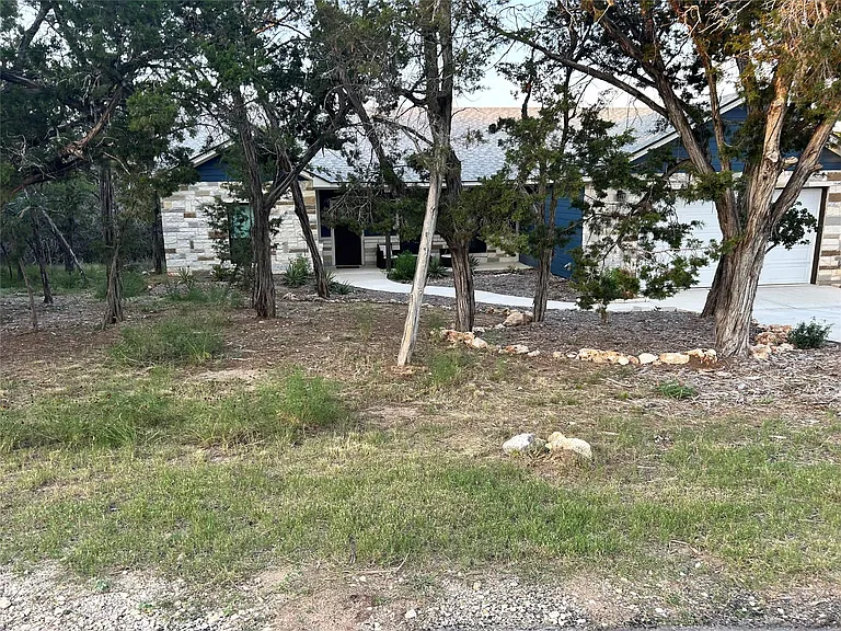 2298 Fuller Dr — Photo 2