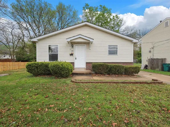 828 Bell Ave, Saint Louis, MO 63119