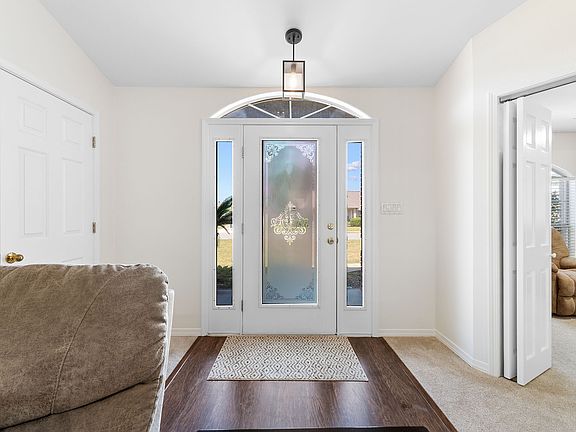 5th image of 5024 Chandelle Dr #2 & 3