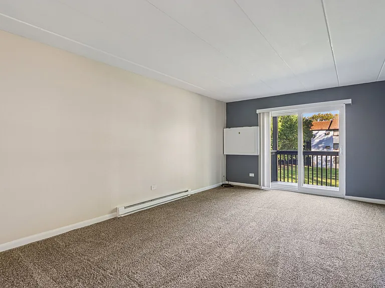 Regents Park Apartments — Photo 6